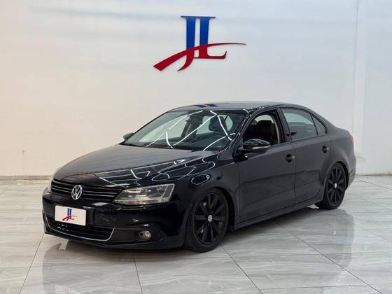 VOLKSWAGEN JETTA 2.0 COMFORTLINE FLEX 4P TIPTRONIC